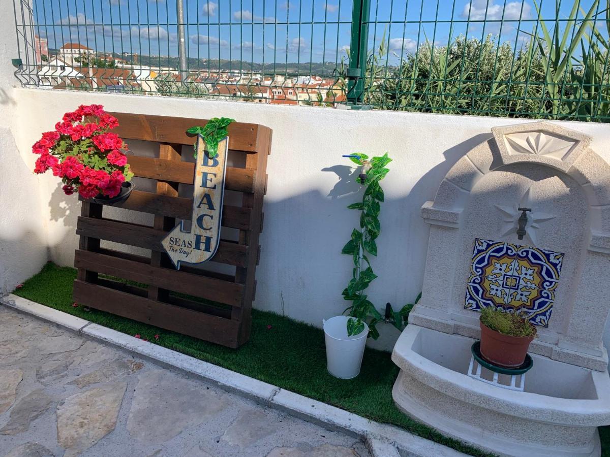 Vistalmar São Martinho Acomodação com café da manhã São Martinho do Porto Exterior foto